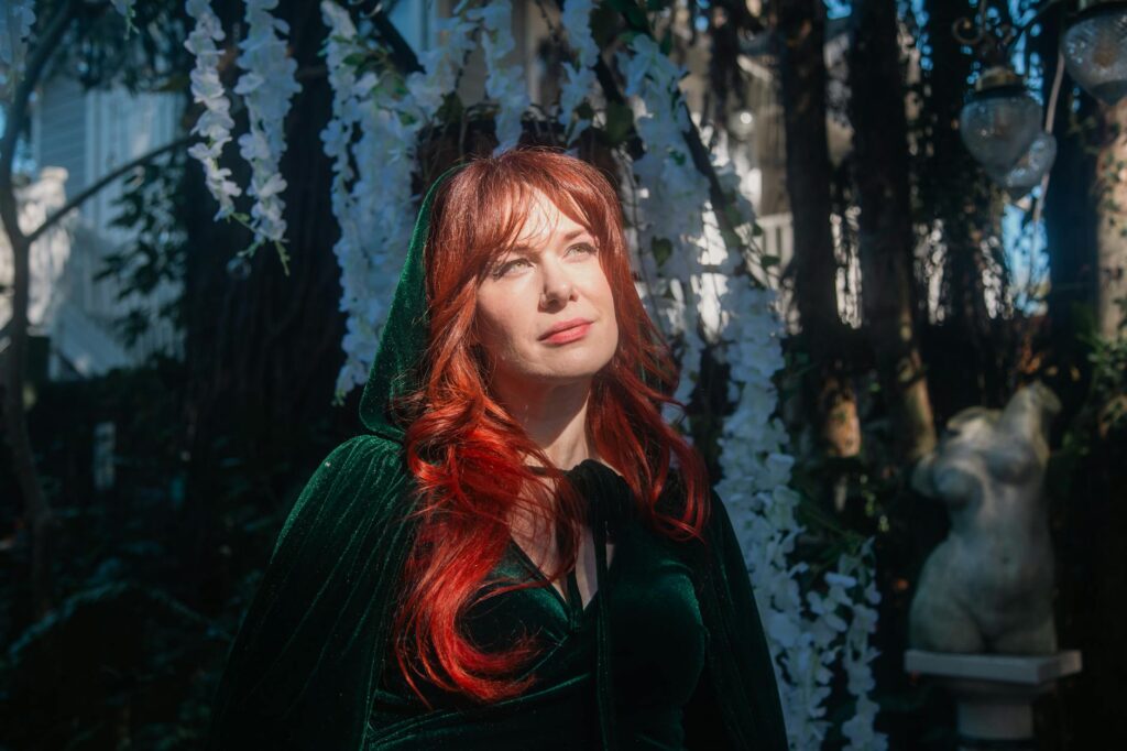 Wynonna Judd stage performance